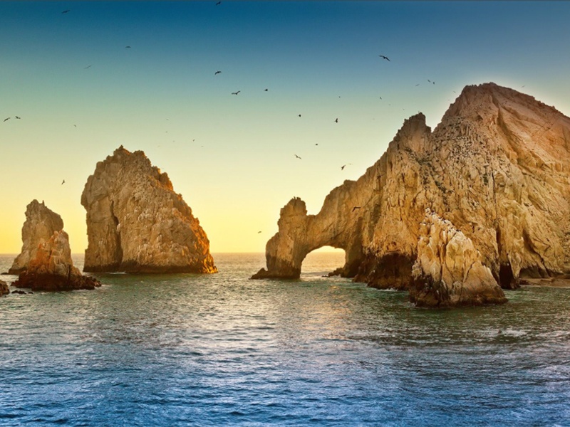 Image of El Arco, Los Cabos, Mexico in article about five things Maritur DMC is looking forward to sharing with business event planners.