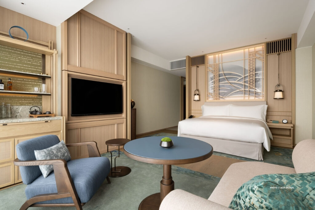 This is an image of a King Deluxe guestroom at Waldorf Astoria Osaka (opened April 2025). Photo © 2025 Hilton.
