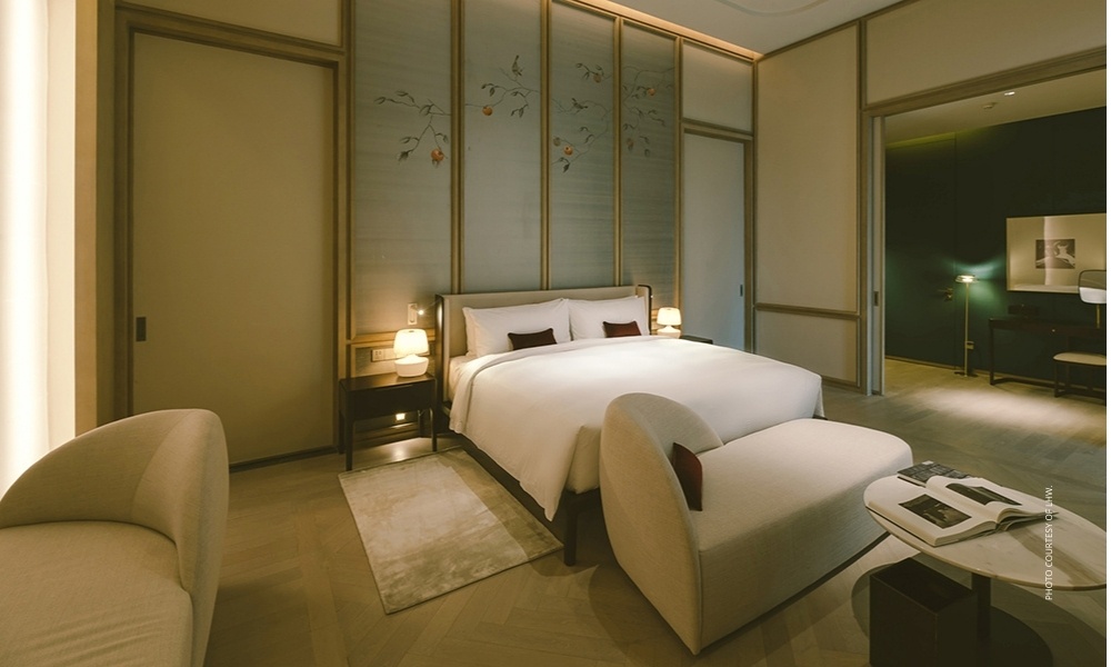 This is an image of the Duke Suite at Pearl Gallery Hotel Guiyang, Guiyang, China. Photo courtesy of LHW.