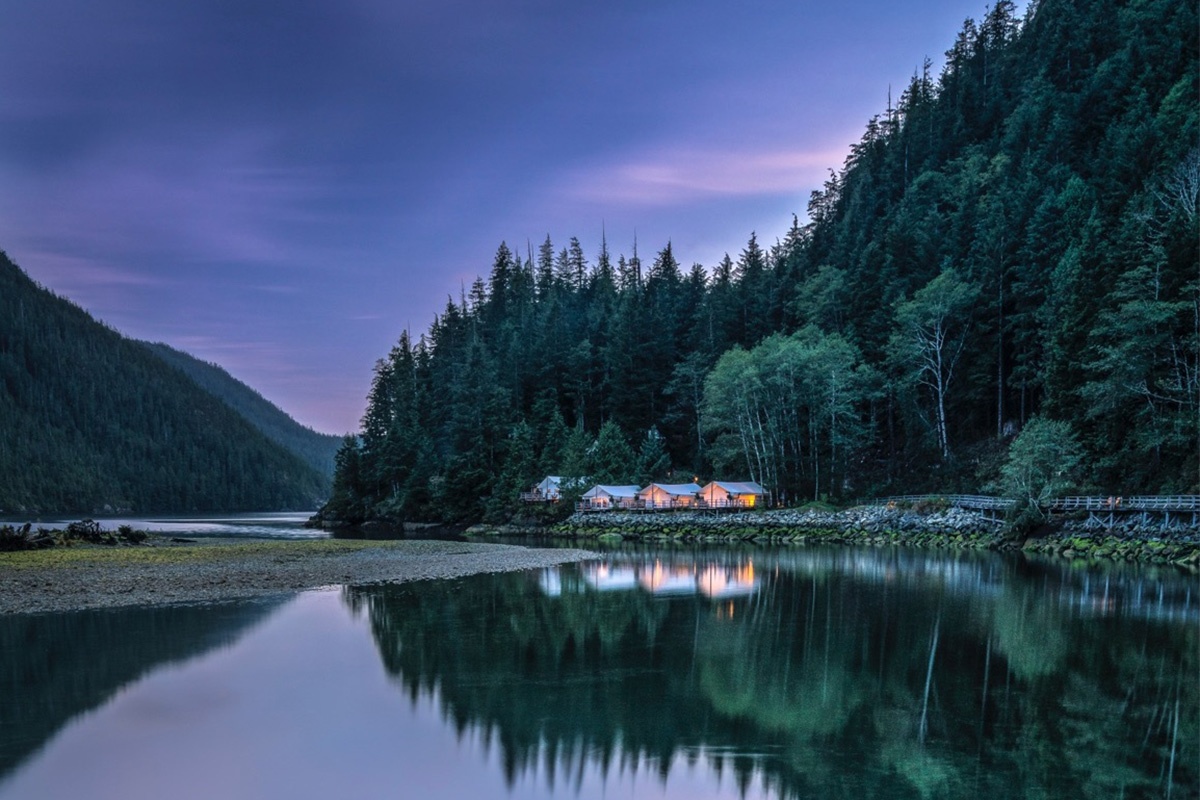 Experiences for incentive travel programs can be found in every part of Canada. Image here shows Clayoquot Wilderness Lodge, British Columbia. Photo: Clayoquot Wilderness Lodge.
